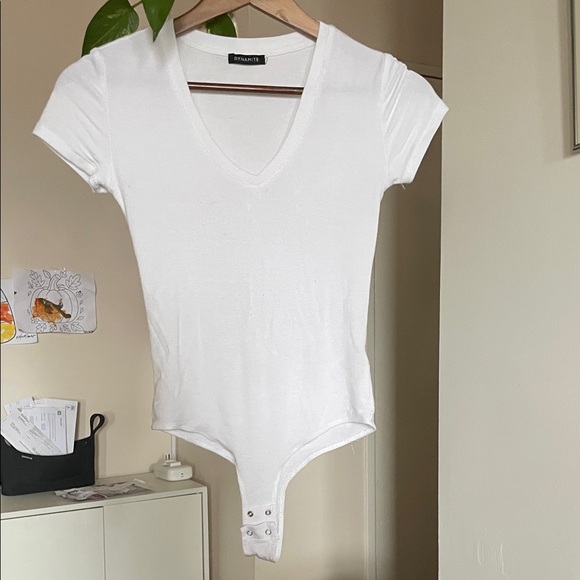 Dynamite Classic White V-Neck Bodysuit - Picture 1 of 3